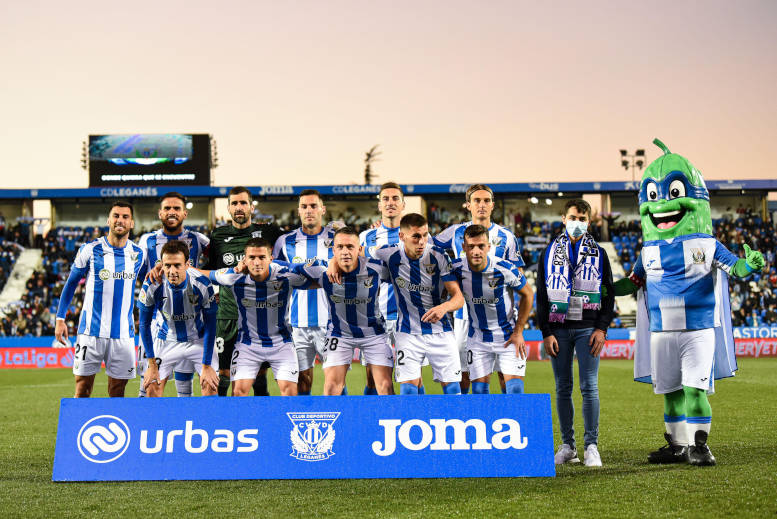 Que equipos bajan a segunda