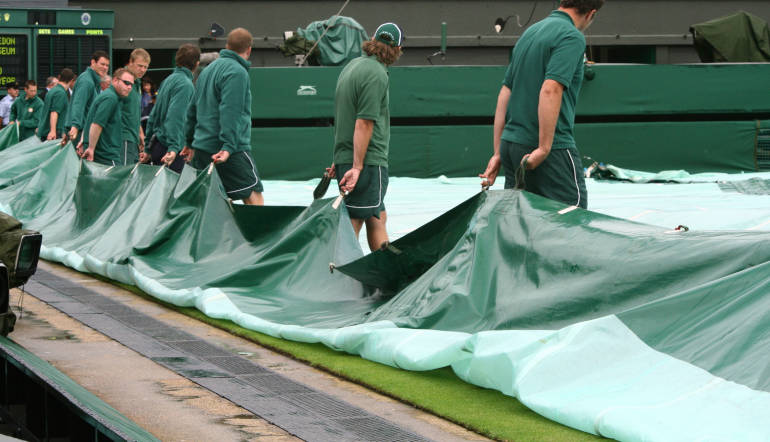 Tenis lluvia